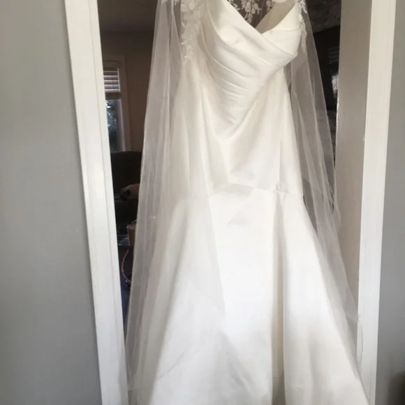 Essence of Australia plus size D3340 - Picture 9 of 12